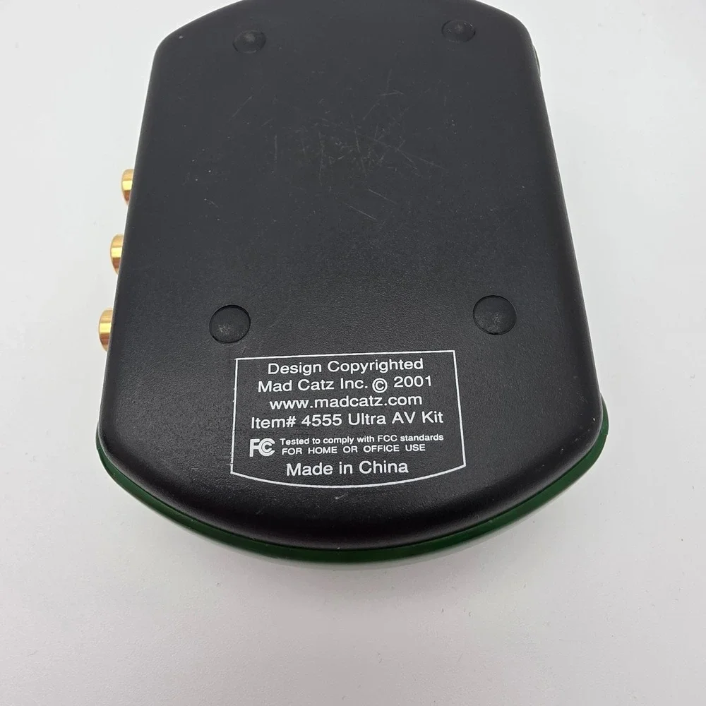Mad Catz Ultra AV Kit Xbox Original RCA S-Video Optical 4555 Adapter Not Tested